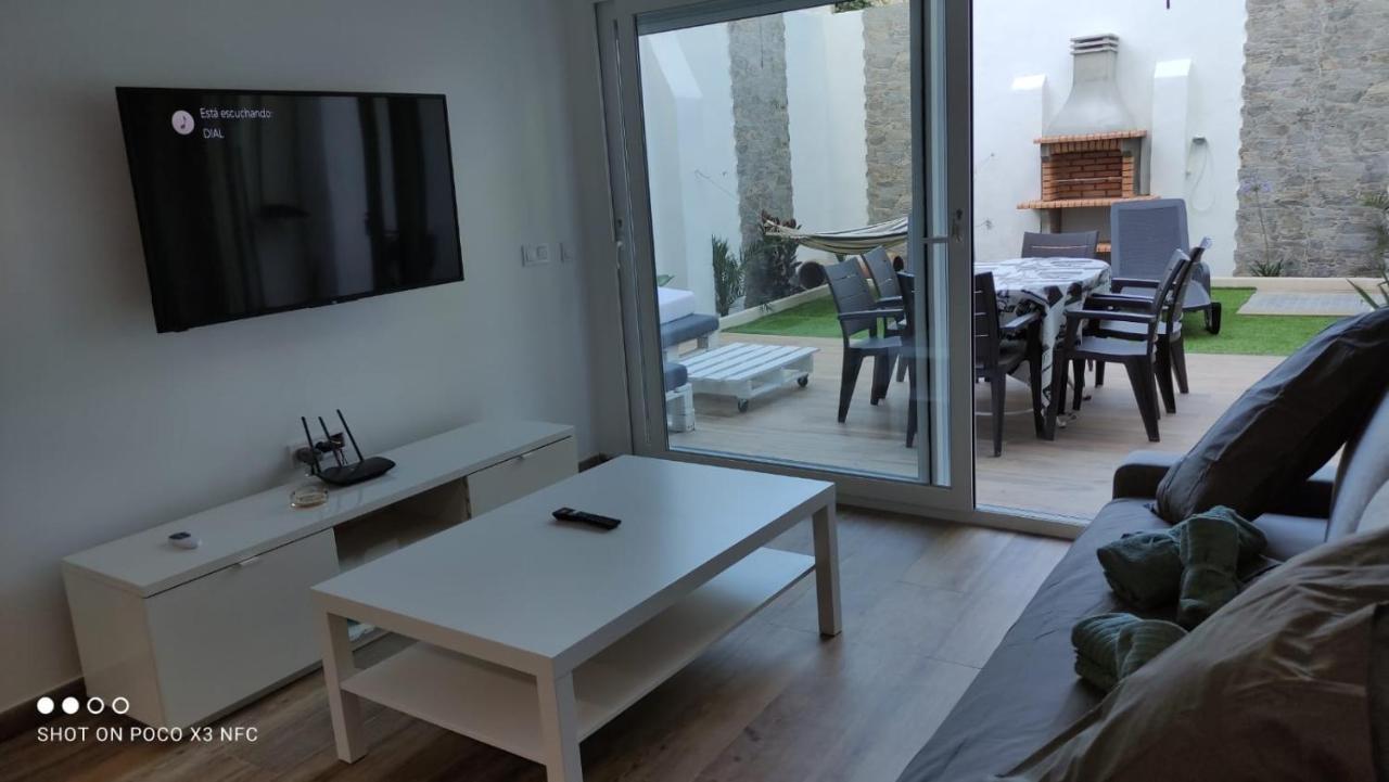 Malvarosa Beach Private Garden Apartment Valencia Exterior photo