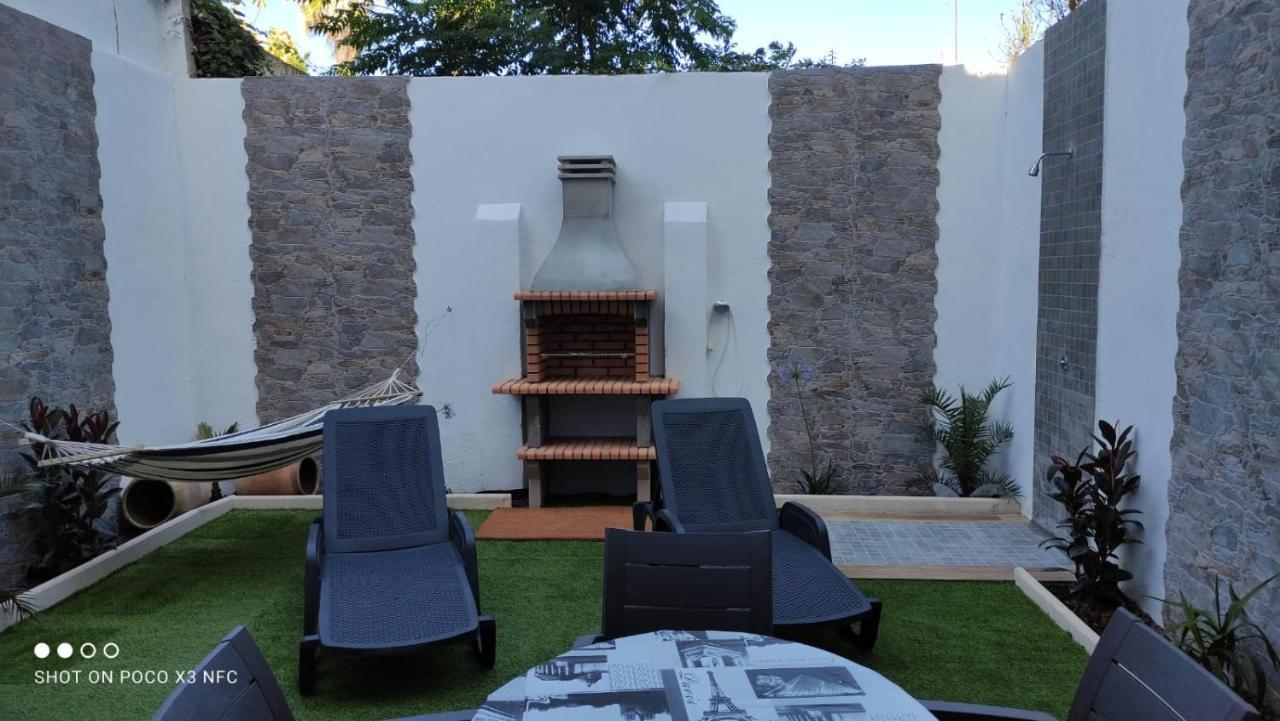 Malvarosa Beach Private Garden Apartment Valencia Exterior photo
